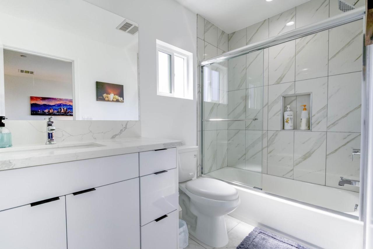 Modern Apartment In Studio City Los Angeles Exterior foto