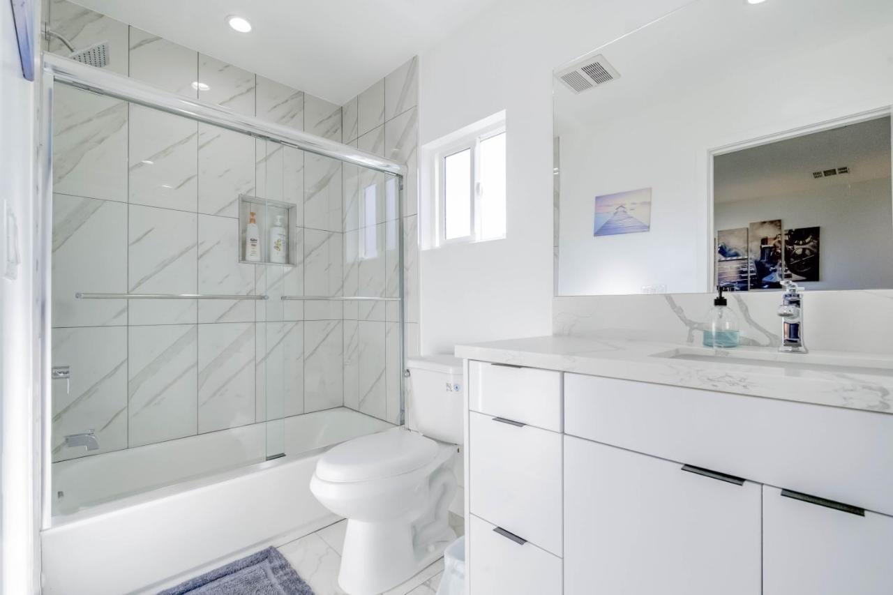 Modern Apartment In Studio City Los Angeles Exterior foto