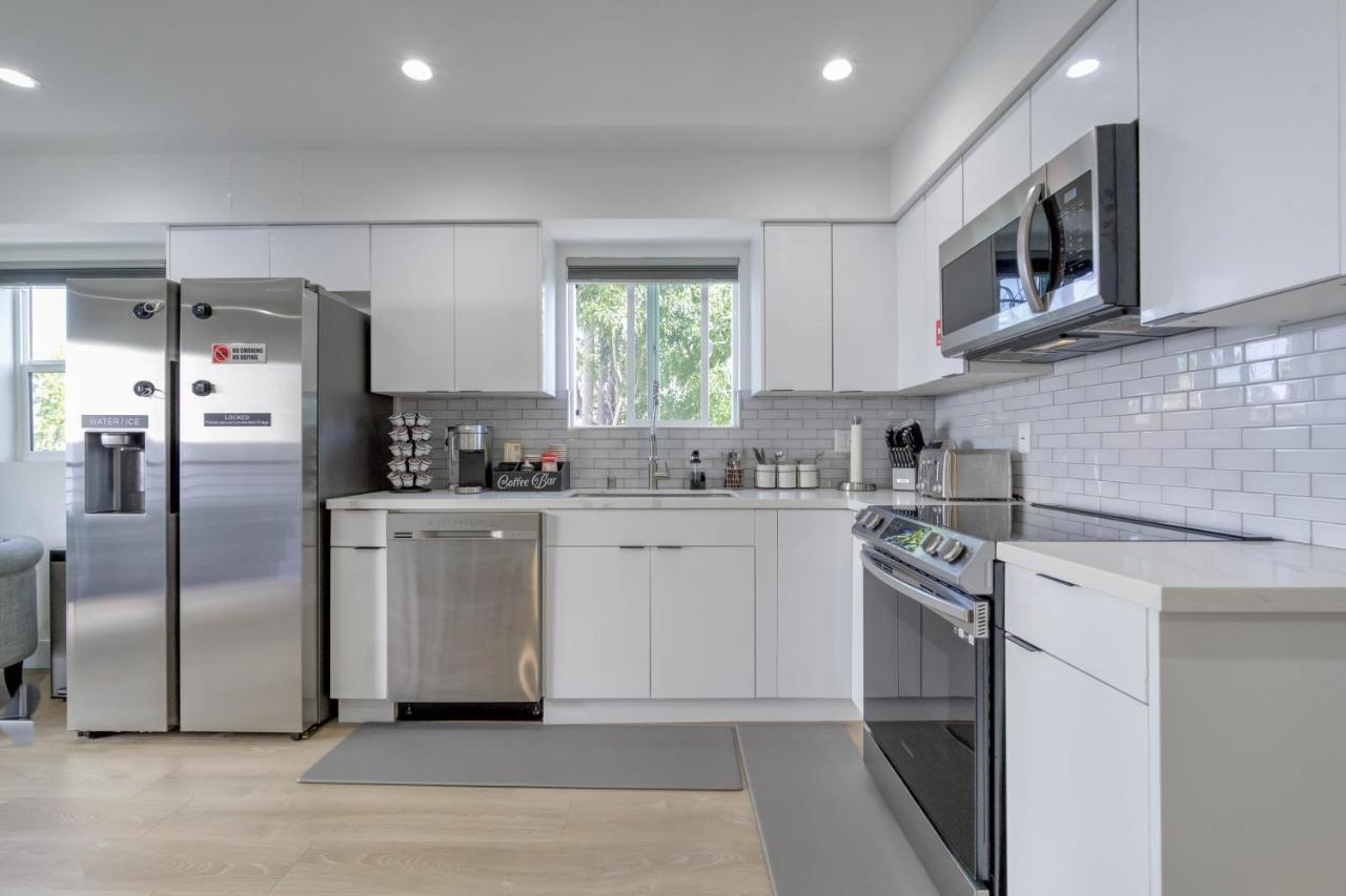Modern Apartment In Studio City Los Angeles Exterior foto